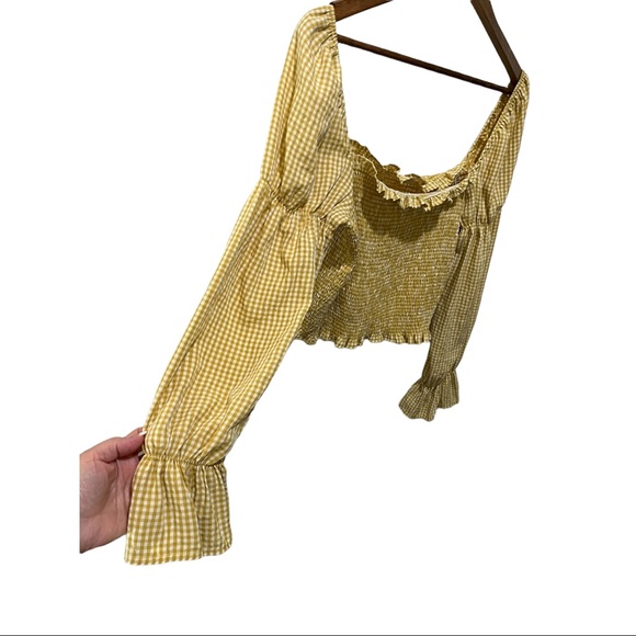 URBAN OUTFITTERS GOLDEN YELLOW AND WHITE SMOCKED GINGHAM LONG SLEEVE TOP - Picture 9 of 15